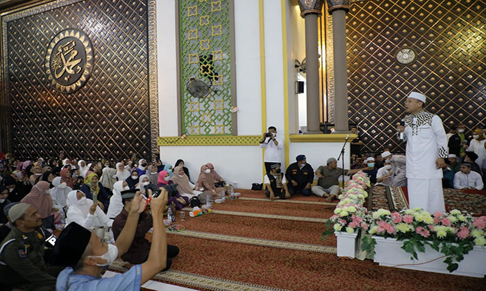 Ustad Dasad Latief Isi Tabligh Akbar Di Masjid Agung Kisaran Media