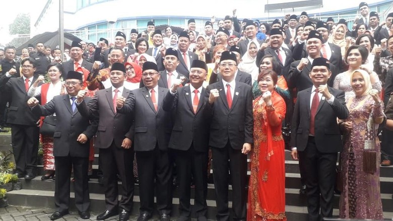 Anak Eldin dan Abdillah Resmi Jadi Anggota DPRD Medan