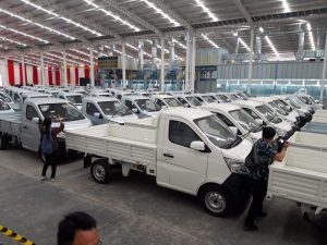 Esemka Menantang Mobil Produksi Jepang, India, Hingga China