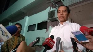 Presiden Jokowi Melayat, Sampaikan Duka Mendalam