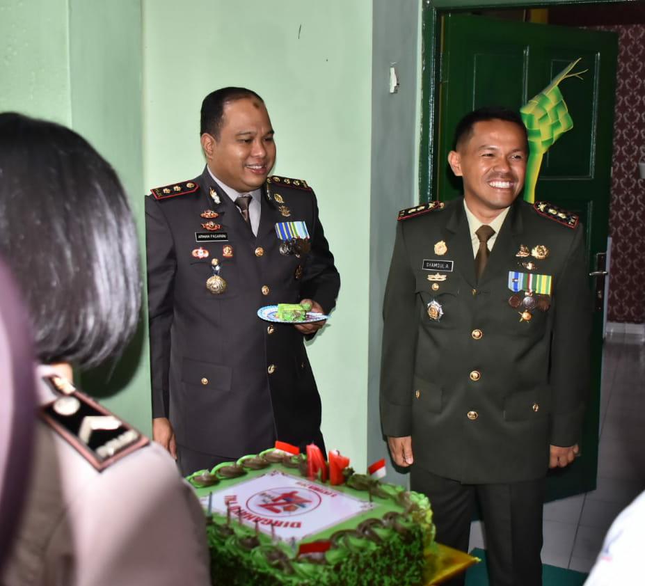 HUT TNI ke-74, AKBP Juliarman Berikan Surprise ke Dandim 0204/DS