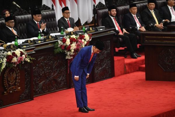 Pengumuman Kabinet Kerja Jokowi Jilid II Mundur?