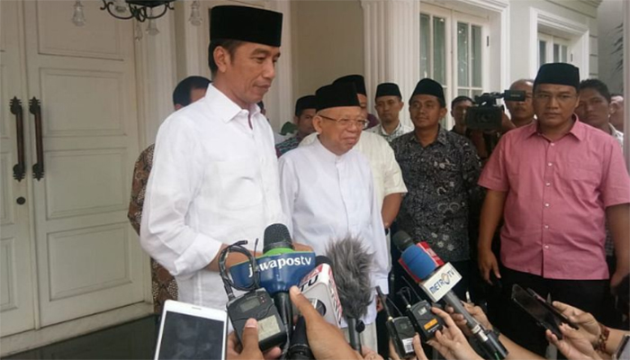 Ketika Ditanya Ada 16 Menteri dari Parpol? Ya Kurang Lebih Kata Jokowi