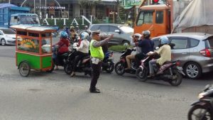 TRAFFIC LIGHT| Selasa Pagi, Lalin di Medan Terdeteksi Ramai