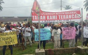 Warga Desa Simalingkar A Protes ! Pembangunan Perumahan oleh PTPN II
