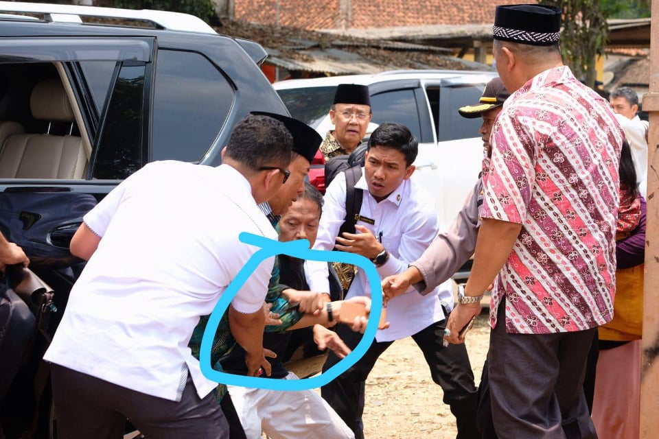 Menko Polhukam Ditikam OTK di Banten