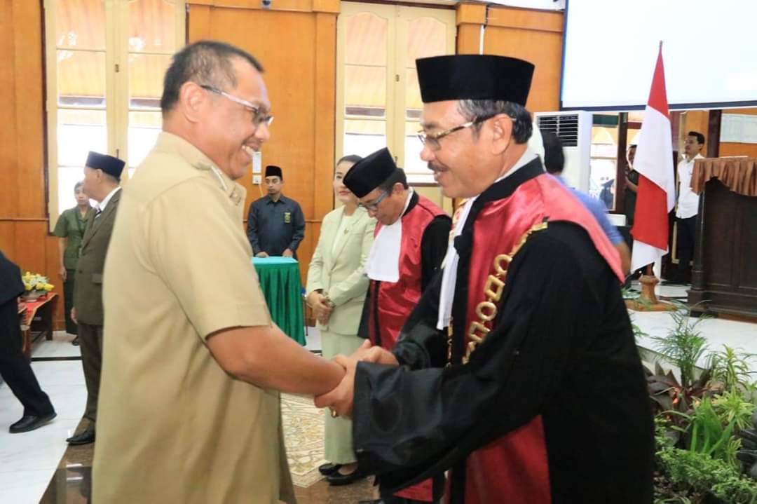 Ketua PT Sumut Lantik Ketua PN Medan Sutio Jumagi Akhirno