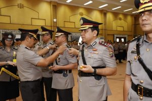 Kapoldasu Sertijab Dansat Brimob, Dir Intelkam, Kabidlabfor, Kapolres Dairi dan Pakpak Barat