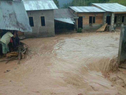 Banjir Bandang di Desa Lau Pengulu Rusak 13 Rumah Warga