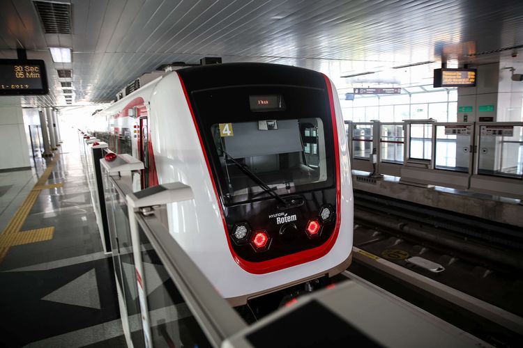 Wow! Mulai Hari Ini LRT Jakarta Resmi Beroperasi secara Komersial