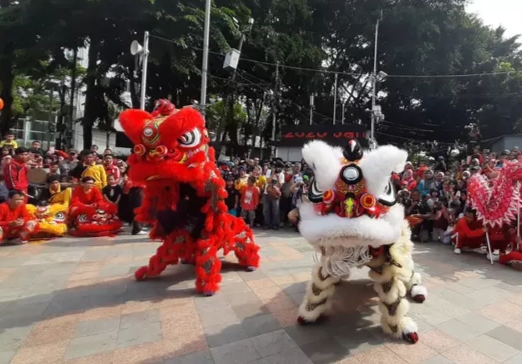 Atraksi Barongsai Meriahkan  CFD di sepanjang Jalan Thamrin-Bundaran Hotel Indonesia (HI) Jakarta
