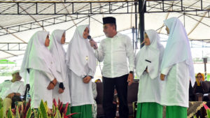 Kunjungi Pesantren Musthafawiyah, Ini Pesan Edy Rahmayadi untuk Santri