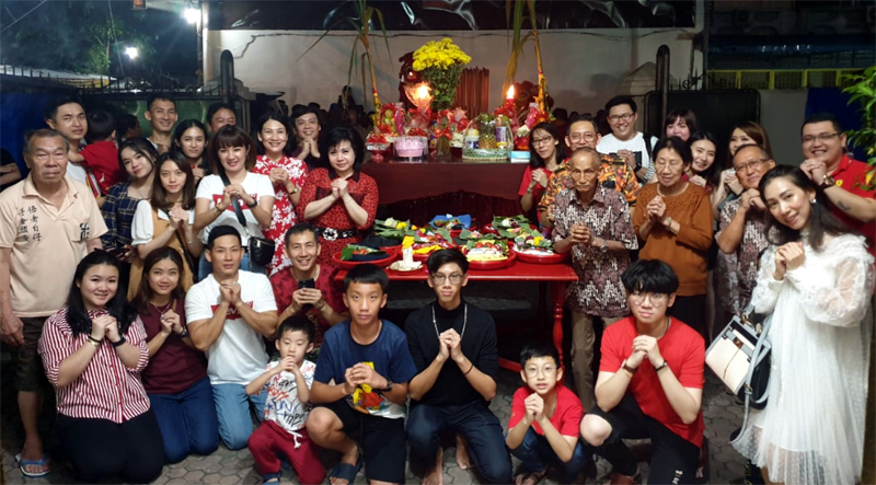 Keluarga Wong Chun Sen Gelar Tradisi Sembahyang Tebu