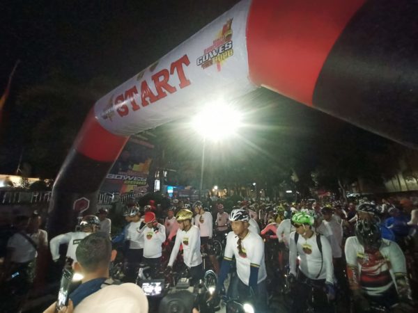 Pangdam I Mendampingi Wakasad Lepas 40 Klub Sepeda TNIAD Di Bukittinggi
