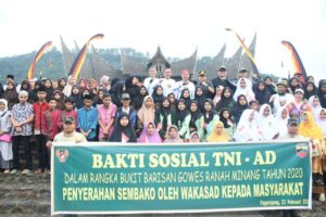 Meski Usia Lebih Setengah Abad, Wakasad dan Pangdam I Bukit Barisan Taklukan Tanjakan Gowes