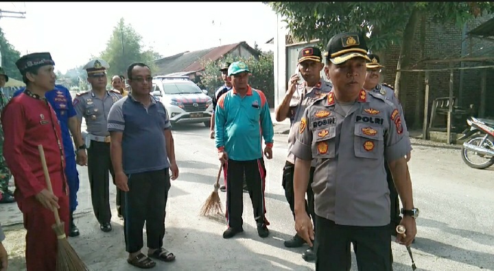 Polres Sergai Bersama TNI dan Pemkab Sergai Giat Bhakti Sosial di Desa Nagur