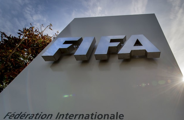 FIFA Bersiap Perpanjang Musim Kompetisi dan Bursa Transfer