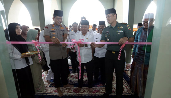 Bupati Asahan Resmikan Mesjid Jami Al Akbar di Kecamatan Aek Songsongan