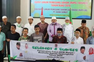Pengurus Masjid Se Kota Tanjungbalai Terima Bingkisan Lebaran