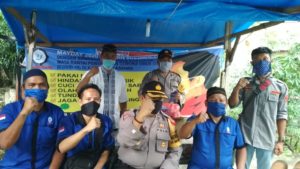 Berbagi Masker Warnai Aksi May Day di Asahan