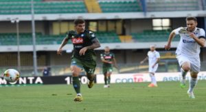 Napoli Taklukkan Verona dengan 2 Gol