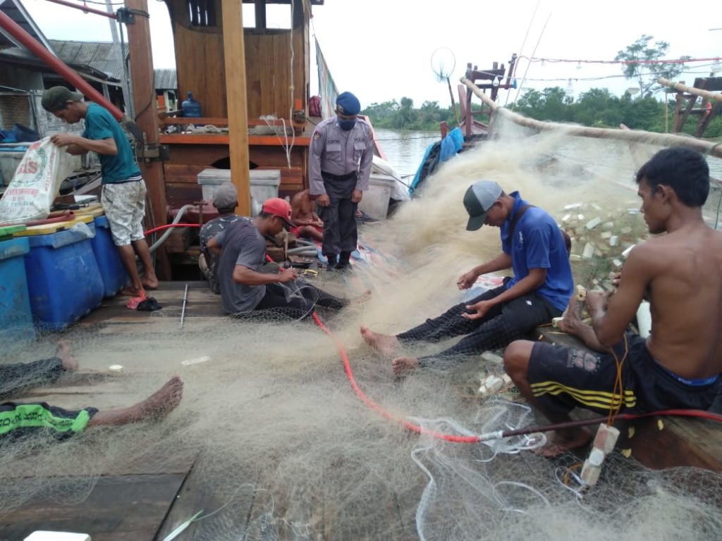 Binluh Nelayan, Sat Polair Polres  Sergai Ajak Nelayan Terapkan AKB