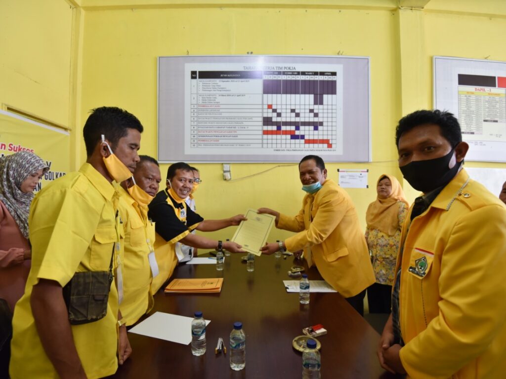 Irsan Efendi Nasution Daftar Jadi Ketua Golkar Kota Padangsidimpuan