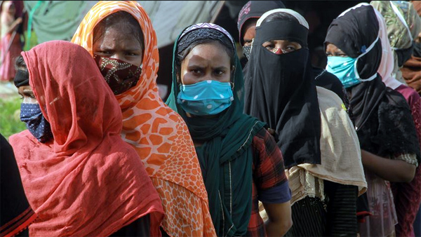 Empat dari 293 Muslim Rohingya yang Terdampar Masih Dirawat