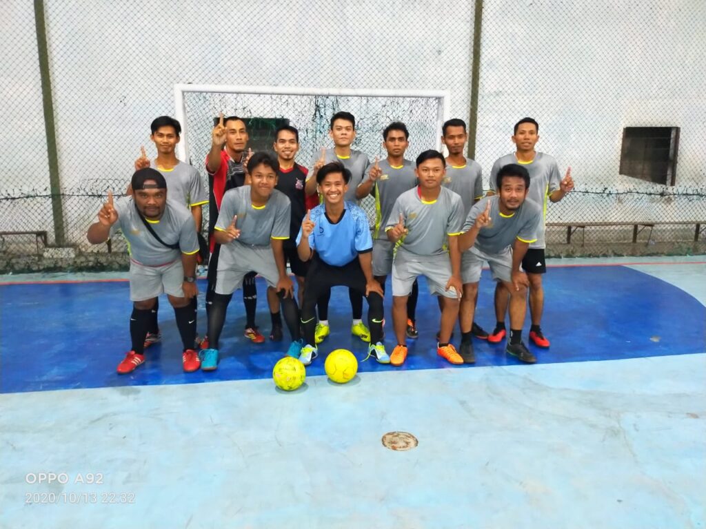 Peduli Pemuda dan Olahraga, Darma Wijaya Bantu Sarana Olahraga ke Pondok Banjar