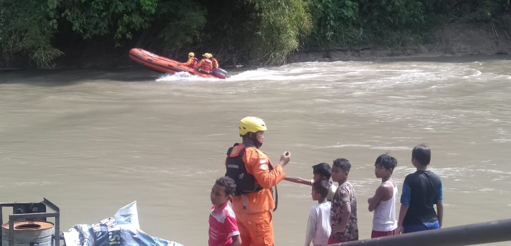Diteriaki Polisi, Empat Pemuda di Kisaran Terjun ke Sungai, Satu Hanyut Tenggelam