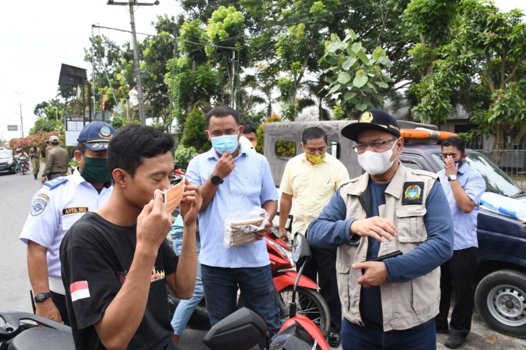 BPBD Sumut Salurkan Bantuan 150.000 Masker Untuk Sergai