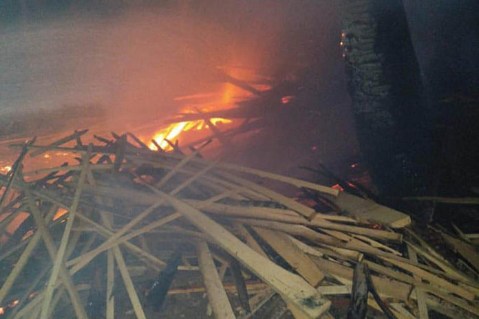 Gudang Kayu di Batubara Terbakar, Warga Dengar Suara Ledakan