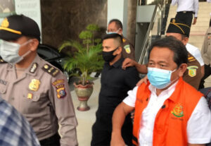 Sekda Riau Ditahan, Gubernur Minta Penangguhan