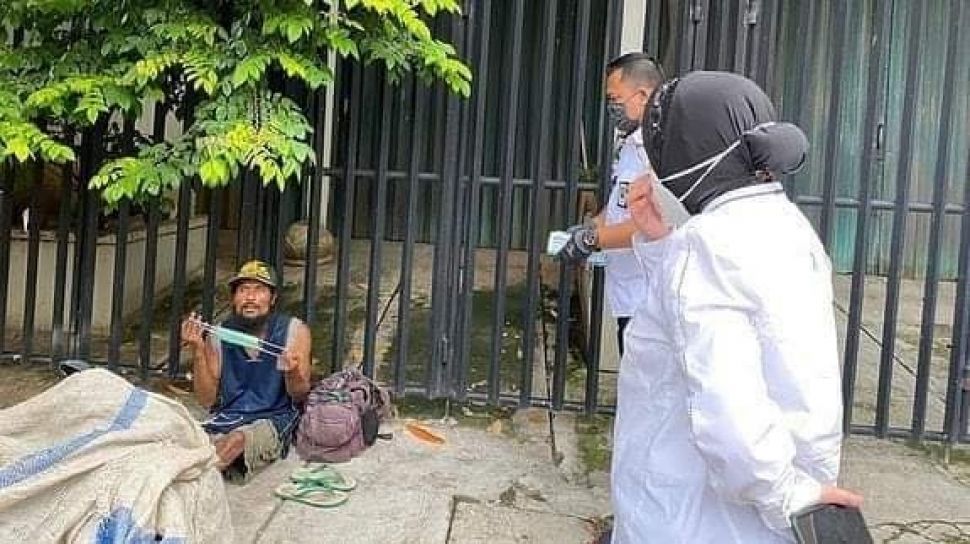 Pemulung Mengaku dari Asahan Bertemu Mensos Risma di Jakarta Viral di Medsos