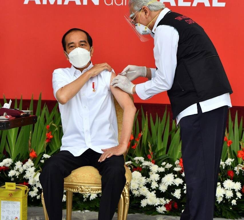 Presiden Joko Widodo Resmi Di Vaksin Covid 19