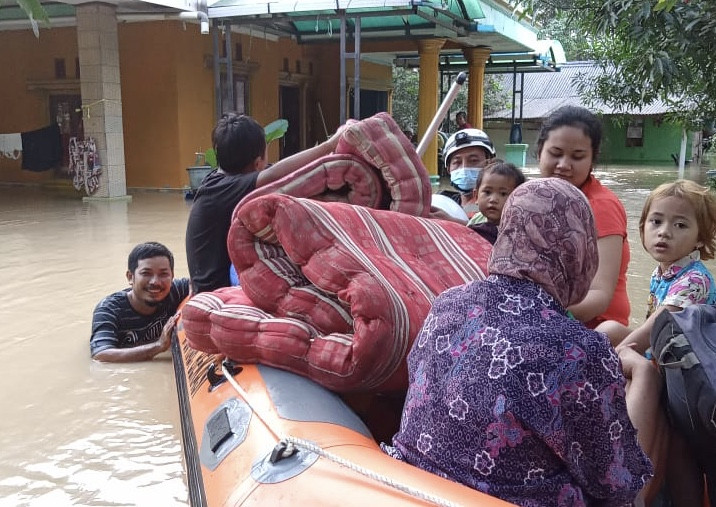 Tanggul Jebol Picu Banjir Di Wilayah Kabupaten Bekasi