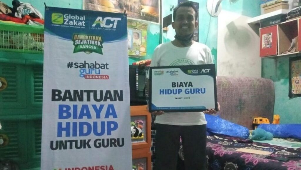 Global Zakat-ACT Luaskan Kebaikan Lewat “Sahabat Guru Indonesia”