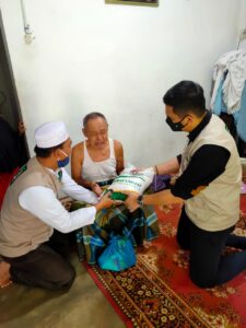 Polres Sergai Bersama KSJ Salurkan Bantuan ke Warga