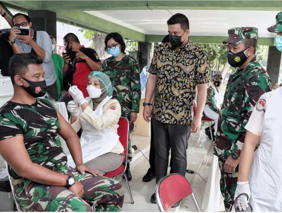 Walikota Medan Tinjau Vaksinasi Covid-19 Bagi Anggota Babinsa di Kodim 0201/BS