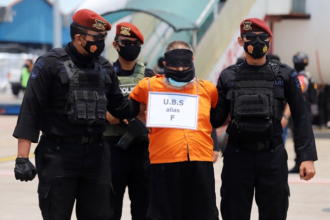 Polri: Teroris di Tangerang Bertugas Sebagai Pencari Dana JI