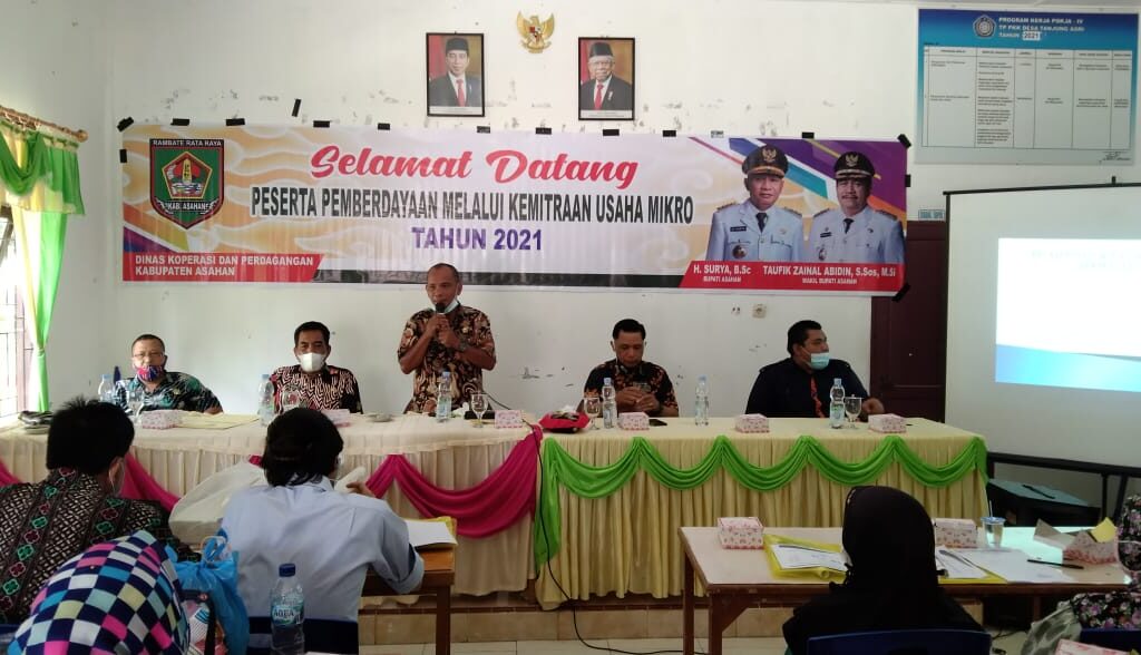 Fakultas Teknik UNA Latih PHBS Ke Warga Desa Tanjung Asri