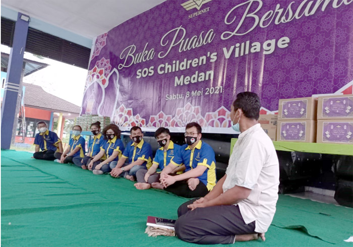 Dima Supernet Buka Puasa Bersama Anak Asuh SOS Children’s Village Medan