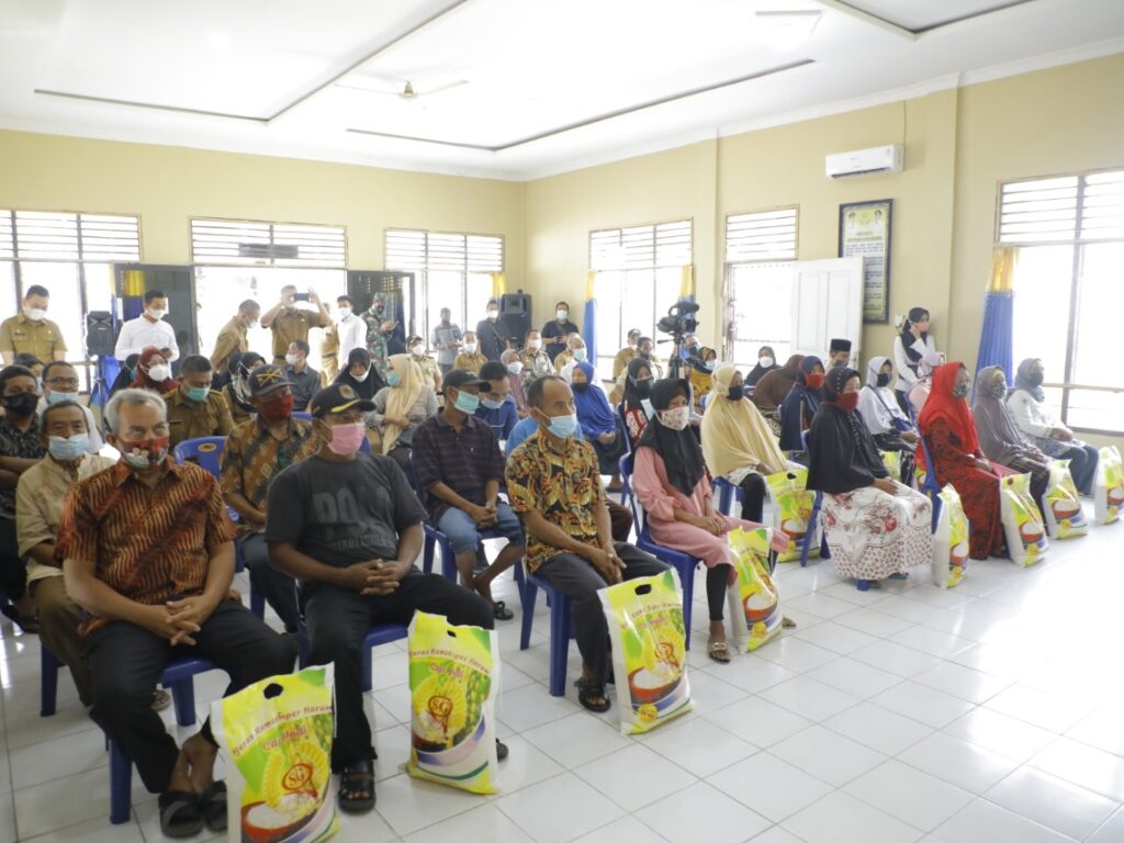 500 Warga di Kecamatan Kisaran Timur Terima Bantuan Beras