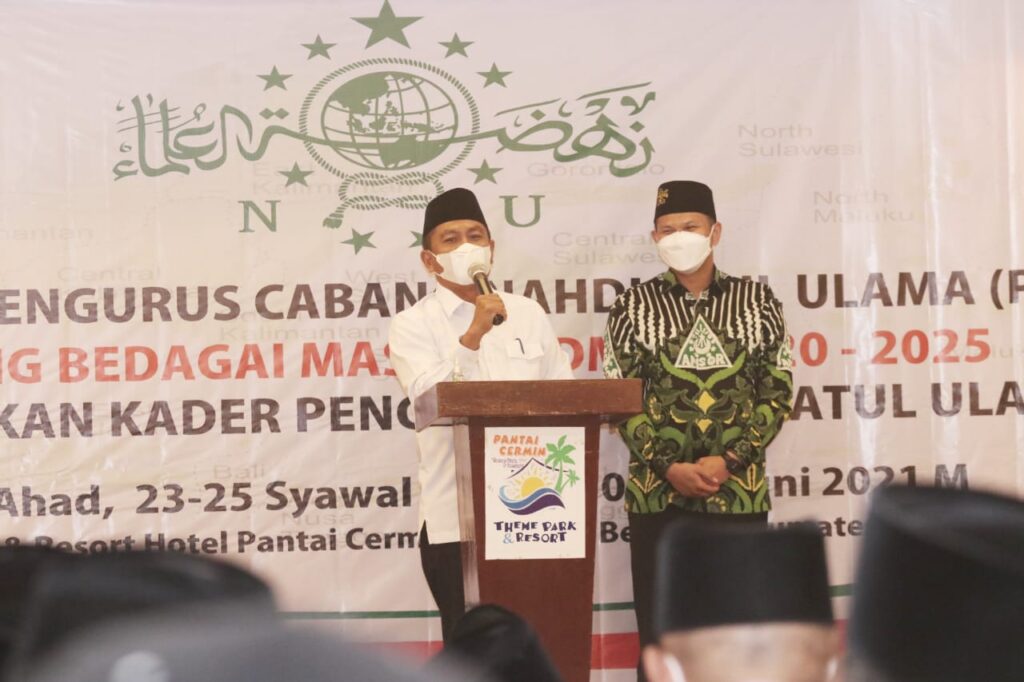 Lantik Pengurus PCNU, Darma Wijaya : Muliakan Para Ulama