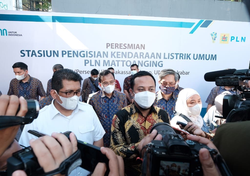 PLN Hadirkan SPKLU Pertama di Gerbang Indonesia Timur
