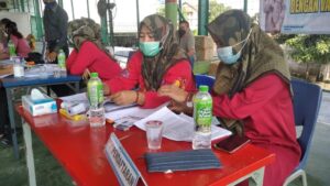 Air Minum Wakaf Dukung Kegiatan Vaksinasi di Jakarta Timur