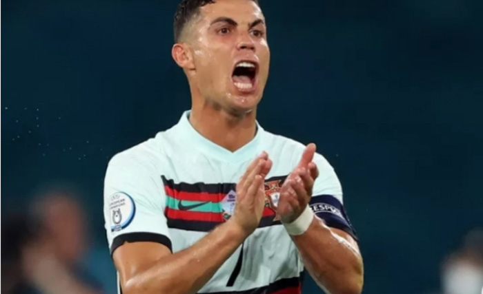 Ronaldo Tak Ada Menunjukkan Tanda Mau Hengkang dari Juventus