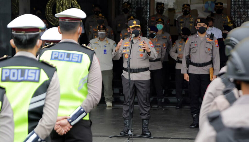 Hari Pertama PPKM Darurat, Polda Jatim Laksanakan Patroli Show Of Force