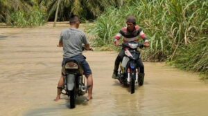 Akibat Banjir, Jalan Desa di Asahan Putus
