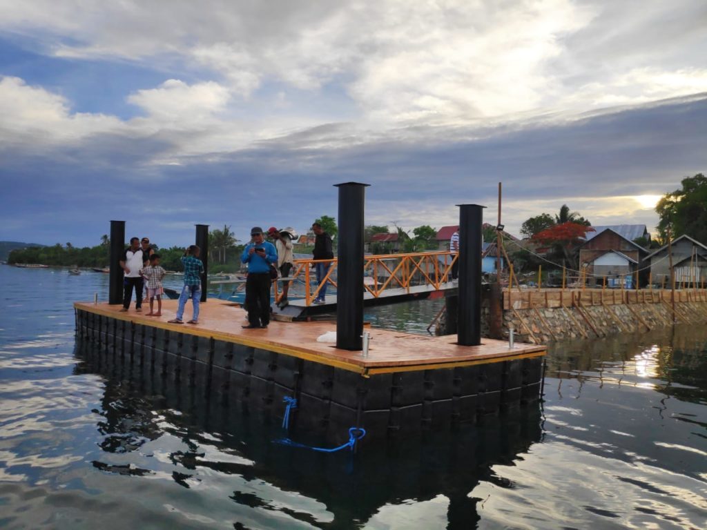 Tingkatkan Konektivitas Pulau-Pulau Kecil, KKP Bangun Lima Dermaga Apung